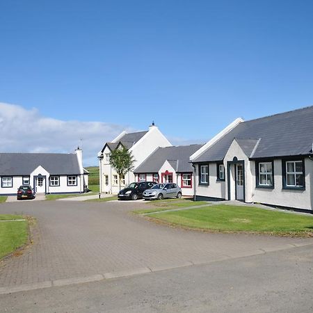 Giant'S Causeway Holiday Cottages Bushmills Exterior photo