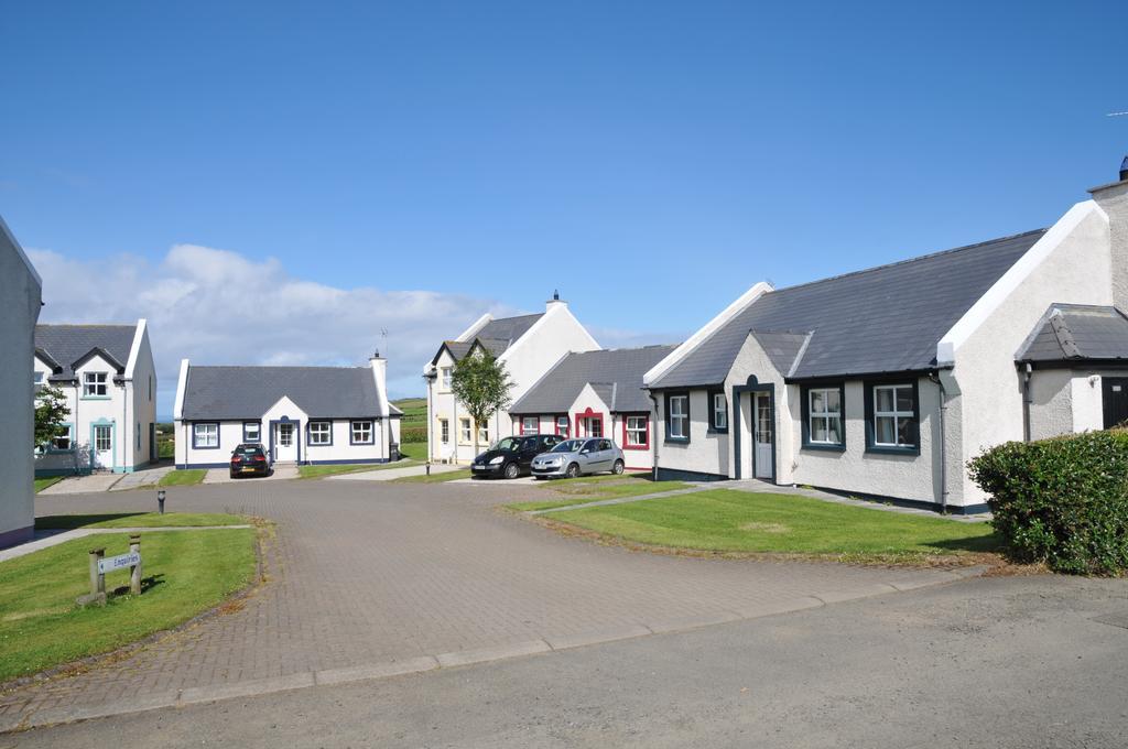 Giant'S Causeway Holiday Cottages Bushmills Exterior photo